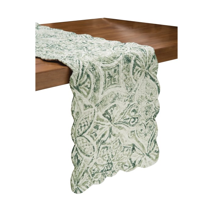 Washable table runners