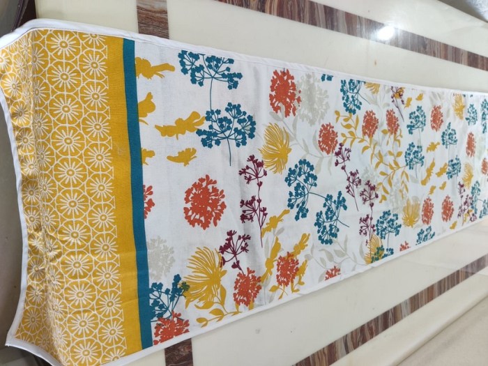 Washable table runners